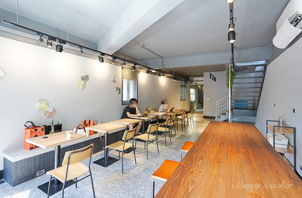 淡水老街咖啡廳「SOMNI Coffee Roasters」小清新不限時咖啡廳