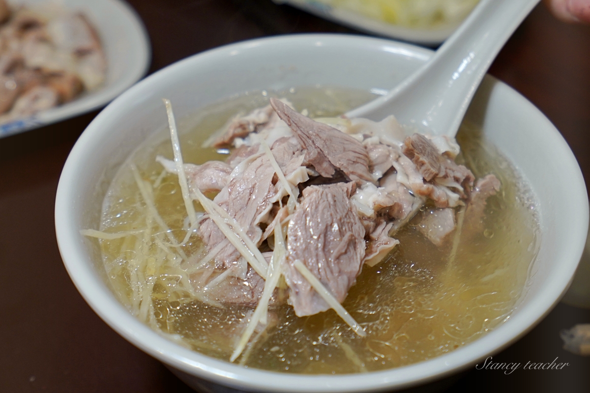 桃園大廟口切仔麵店|桃拾廣場銅板美食|超新鮮黑白切、綜合蚵仔手工麵線(菜單、價格) 桃園大廟口切仔麵店|桃拾廣場銅板美食|超新鮮黑白切、綜合蚵仔手工麵線(菜單、價格)