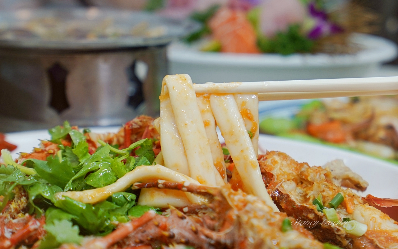 萬里海鮮餐廳「望海亭」萬里吃螃蟹推薦合菜最划算，自家漁船現撈尚蓋青
