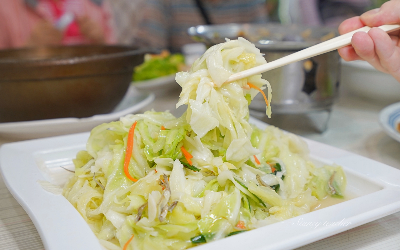 萬里海鮮餐廳「望海亭」萬里吃螃蟹推薦合菜最划算，自家漁船現撈尚蓋青
