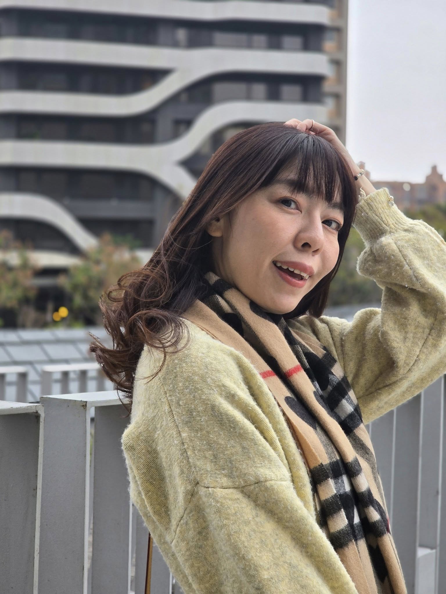 淡水新市鎮美髮院推薦｜Verite Hair Salon｜迷人的秋冬髮色玫瑰霧粉｜巴黎卡詩護髮推薦