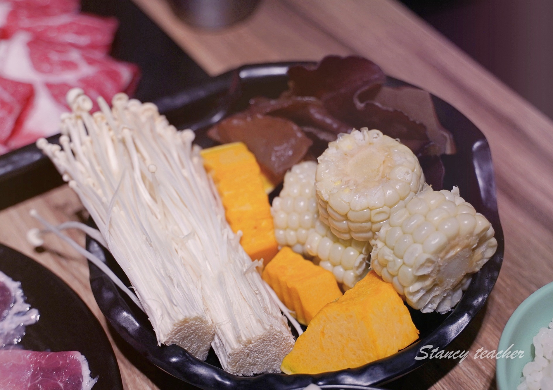 【澎湖美食】「澎湖巴適麻辣火鍋」馬公麻辣火鍋吃到飽（菜單、價格）