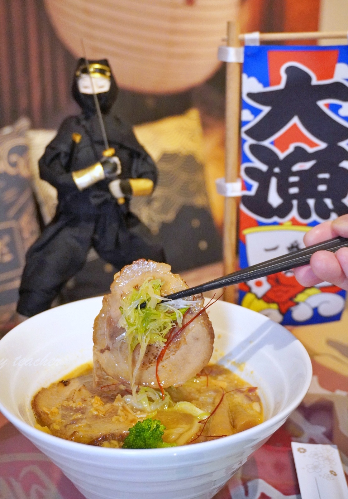 宜蘭羅東日式拉麵推薦｜忍者一魂拉麵｜一秒飛日本拉麵屋！嗜辣者大推中毒系二郎拉麵香麻濃郁好滋味