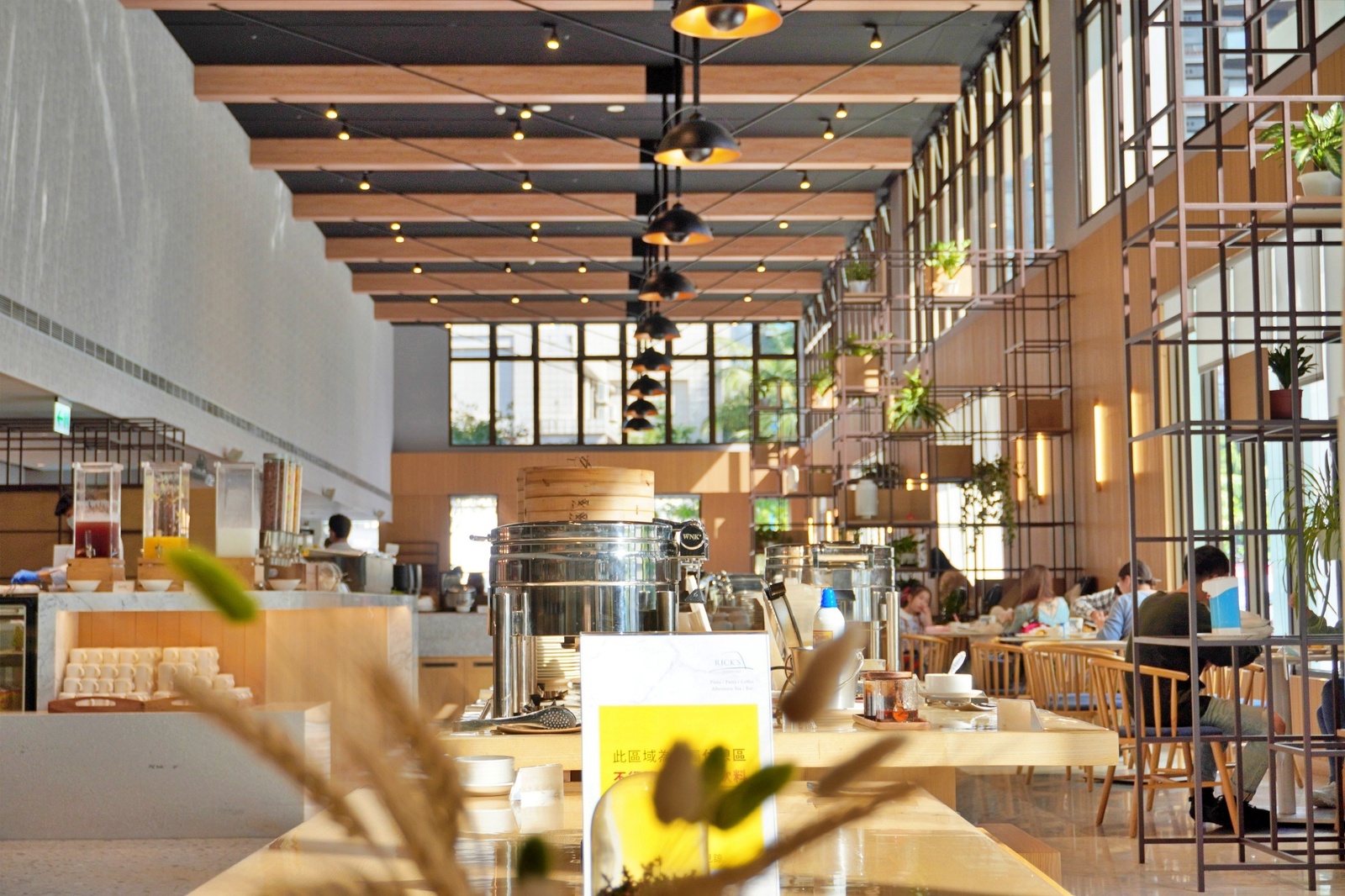 品文旅礁溪住宿心得｜礁溪溫泉飯店推薦，親子遊戲間、戶外溫泉SPA、氣泡水免費喝