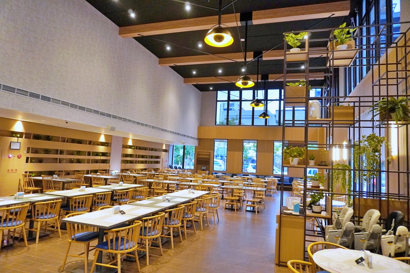 品文旅礁溪住宿心得｜礁溪溫泉飯店推薦，親子遊戲間、戶外溫泉SPA、氣泡水免費喝