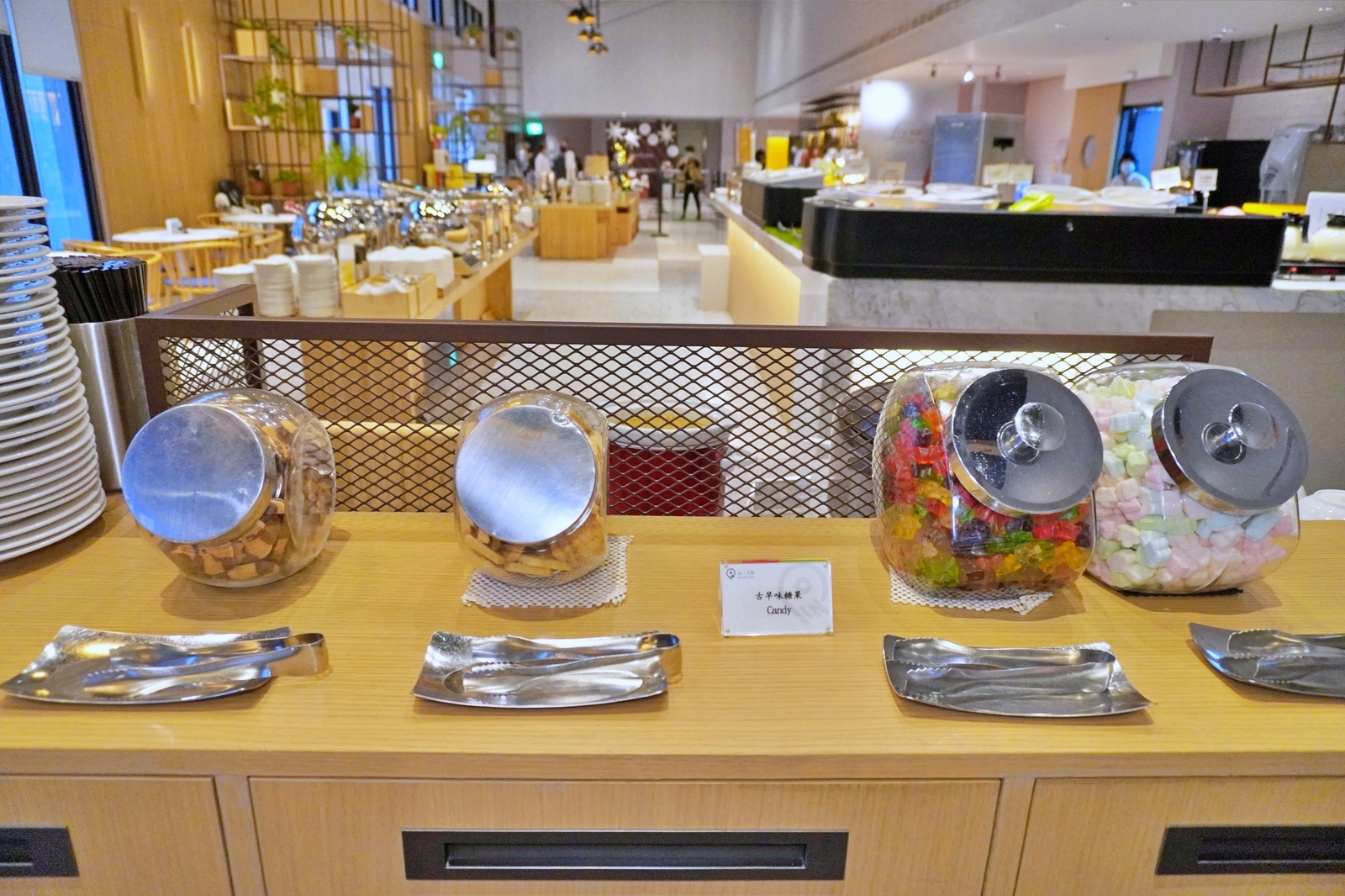 品文旅礁溪住宿心得｜礁溪溫泉飯店推薦，親子遊戲間、戶外溫泉SPA、氣泡水免費喝