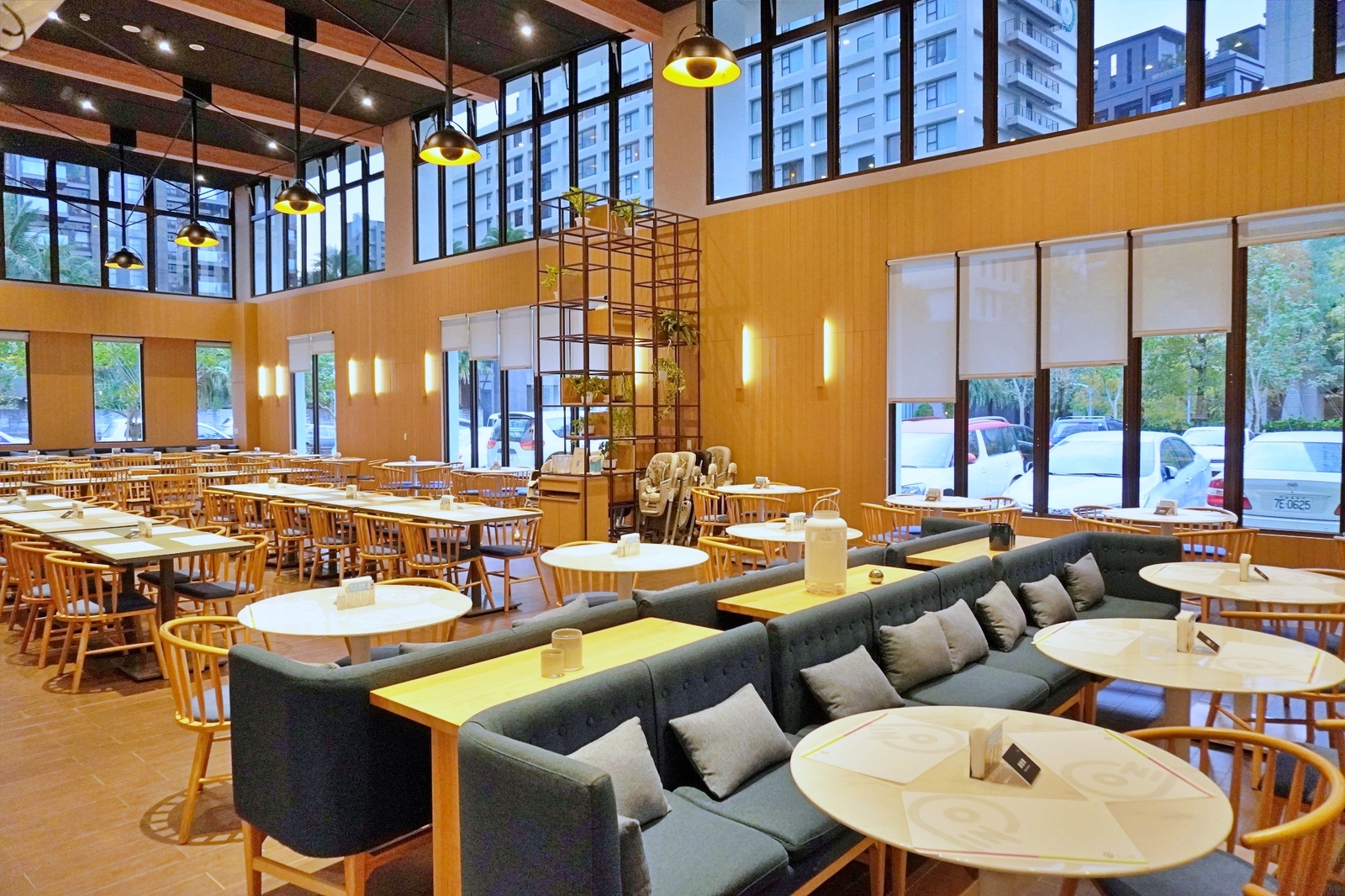 品文旅礁溪住宿心得｜礁溪溫泉飯店推薦，親子遊戲間、戶外溫泉SPA、氣泡水免費喝