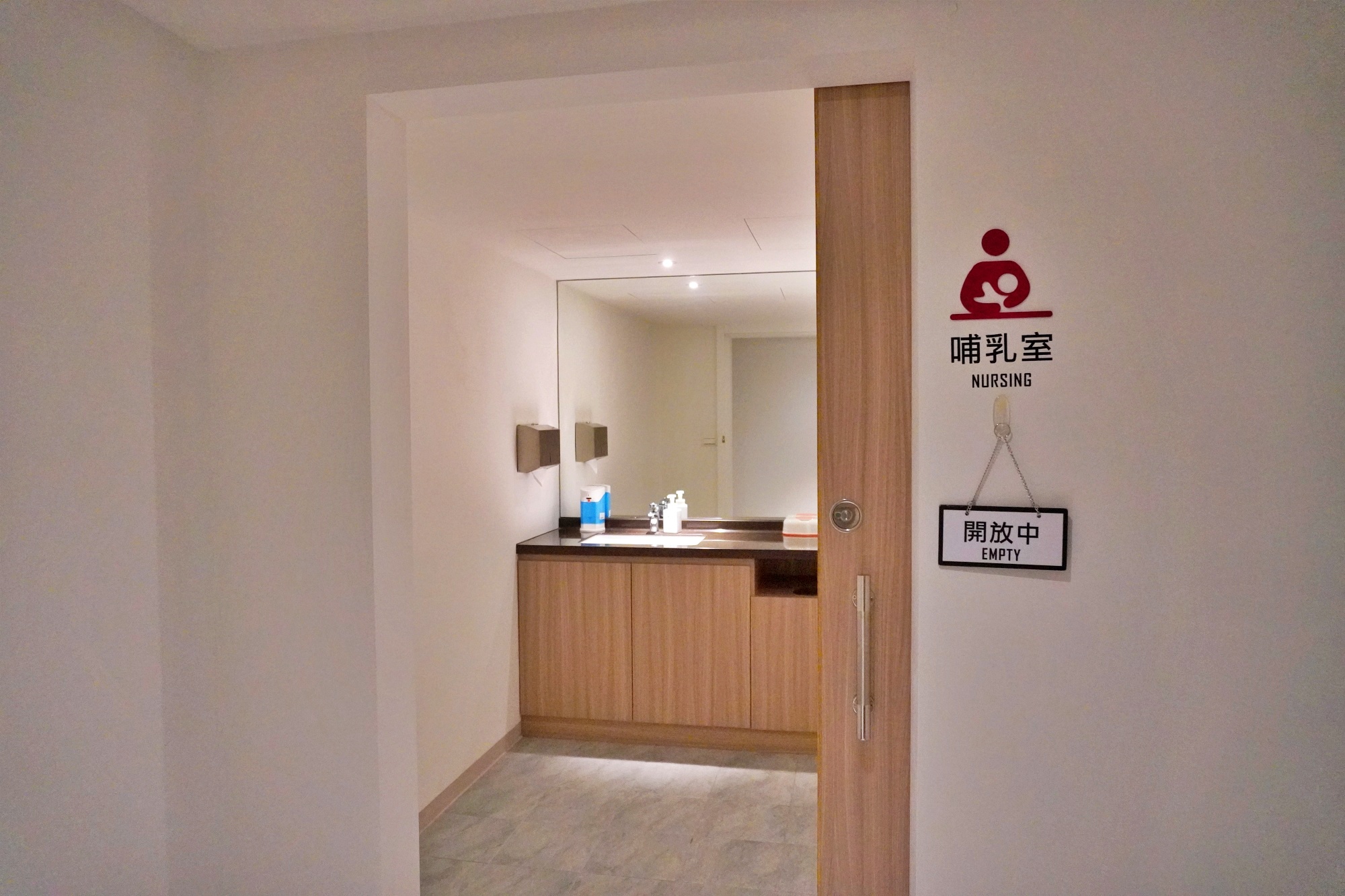 品文旅礁溪住宿心得｜礁溪溫泉飯店推薦，親子遊戲間、戶外溫泉SPA、氣泡水免費喝
