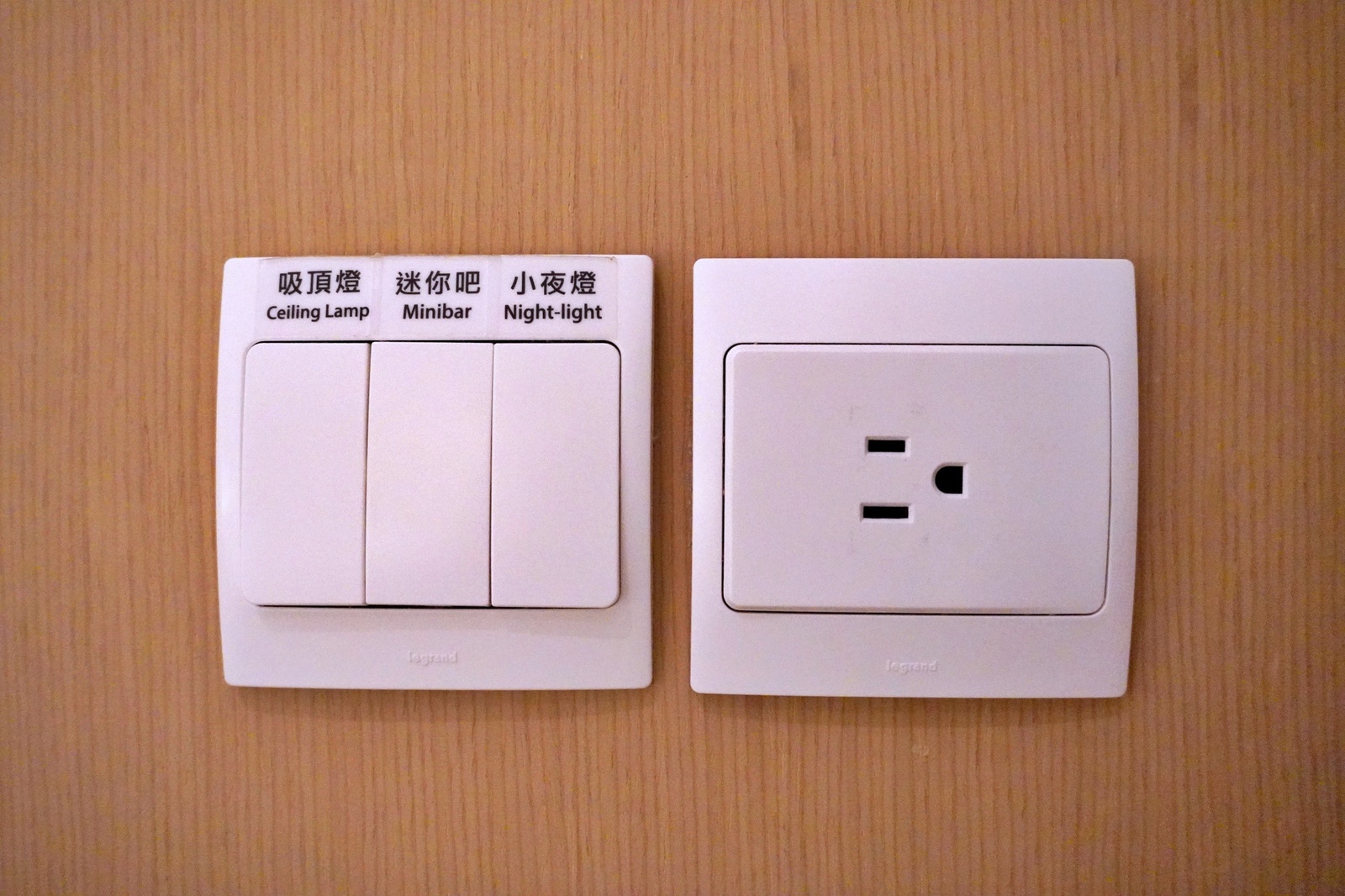 品文旅礁溪住宿心得｜礁溪溫泉飯店推薦，親子遊戲間、戶外溫泉SPA、氣泡水免費喝