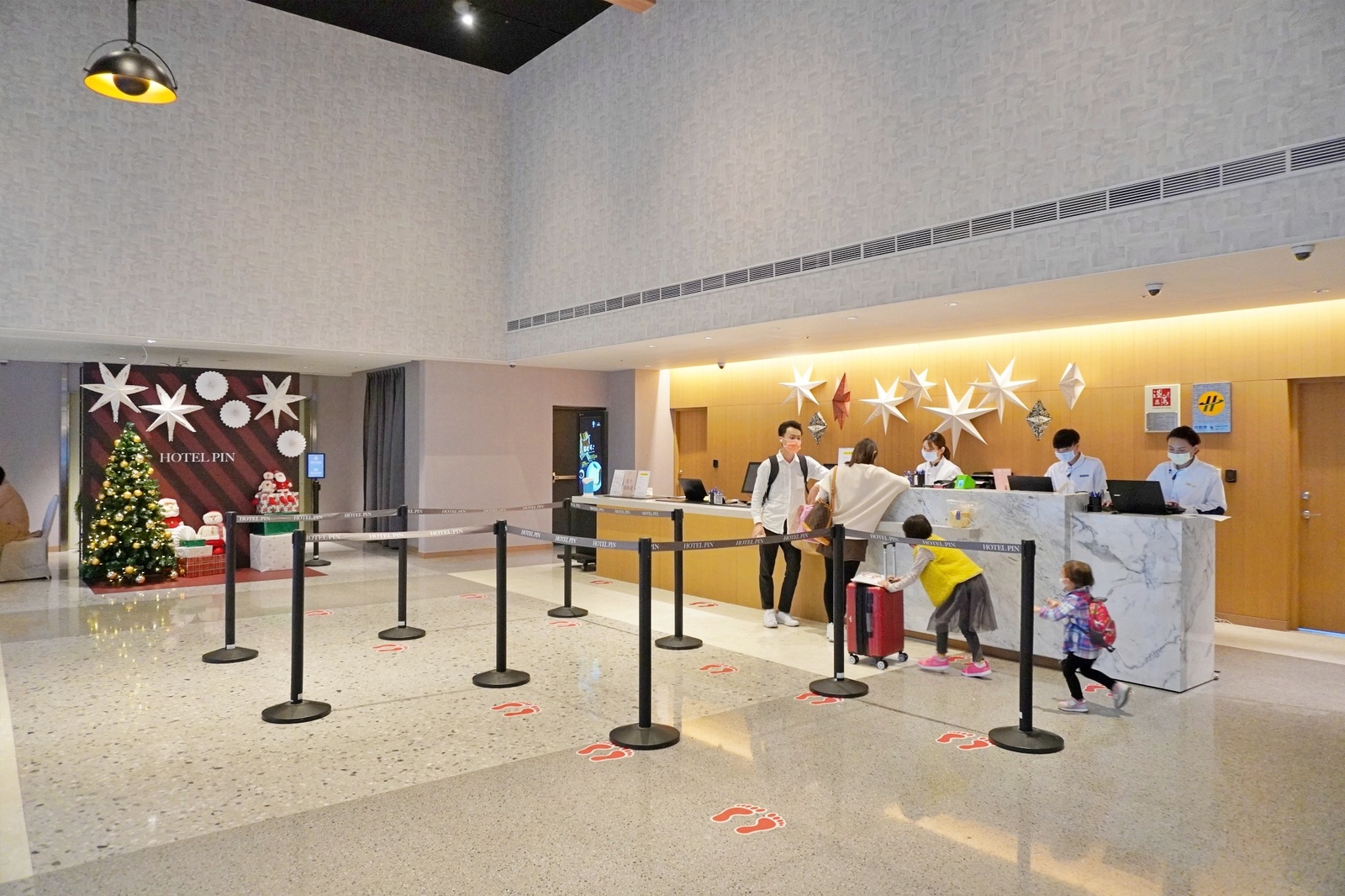 品文旅礁溪住宿心得｜礁溪溫泉飯店推薦，親子遊戲間、戶外溫泉SPA、氣泡水免費喝