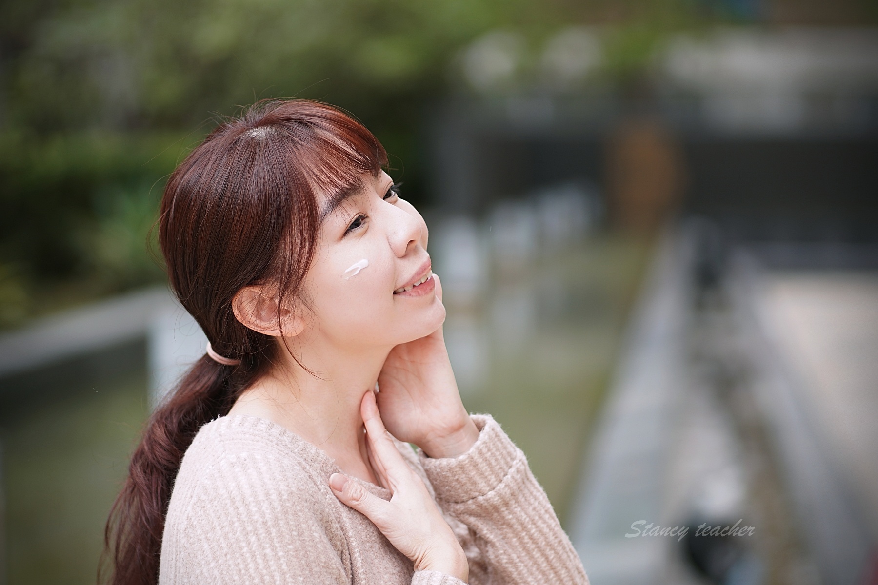 CQ 極奢蜂王乳賦活霜|蜂王乳乳霜推薦|抗痕小蜜罐時間抗痕讓你不留痕肌 CQ 極奢蜂王乳賦活霜|蜂王乳乳霜推薦|抗痕小蜜罐時間抗痕讓你不留痕肌