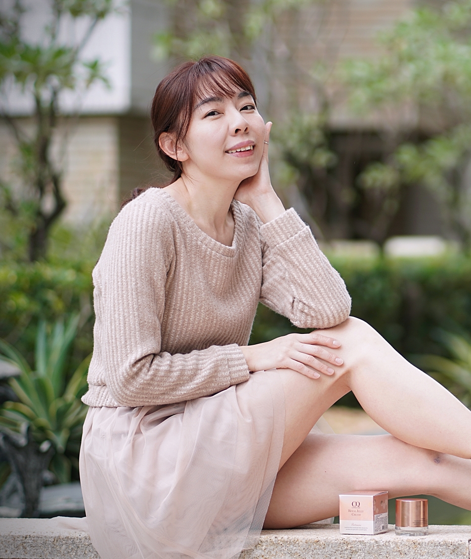 CQ 極奢蜂王乳賦活霜|蜂王乳乳霜推薦|抗痕小蜜罐時間抗痕讓你不留痕肌 CQ 極奢蜂王乳賦活霜|蜂王乳乳霜推薦|抗痕小蜜罐時間抗痕讓你不留痕肌