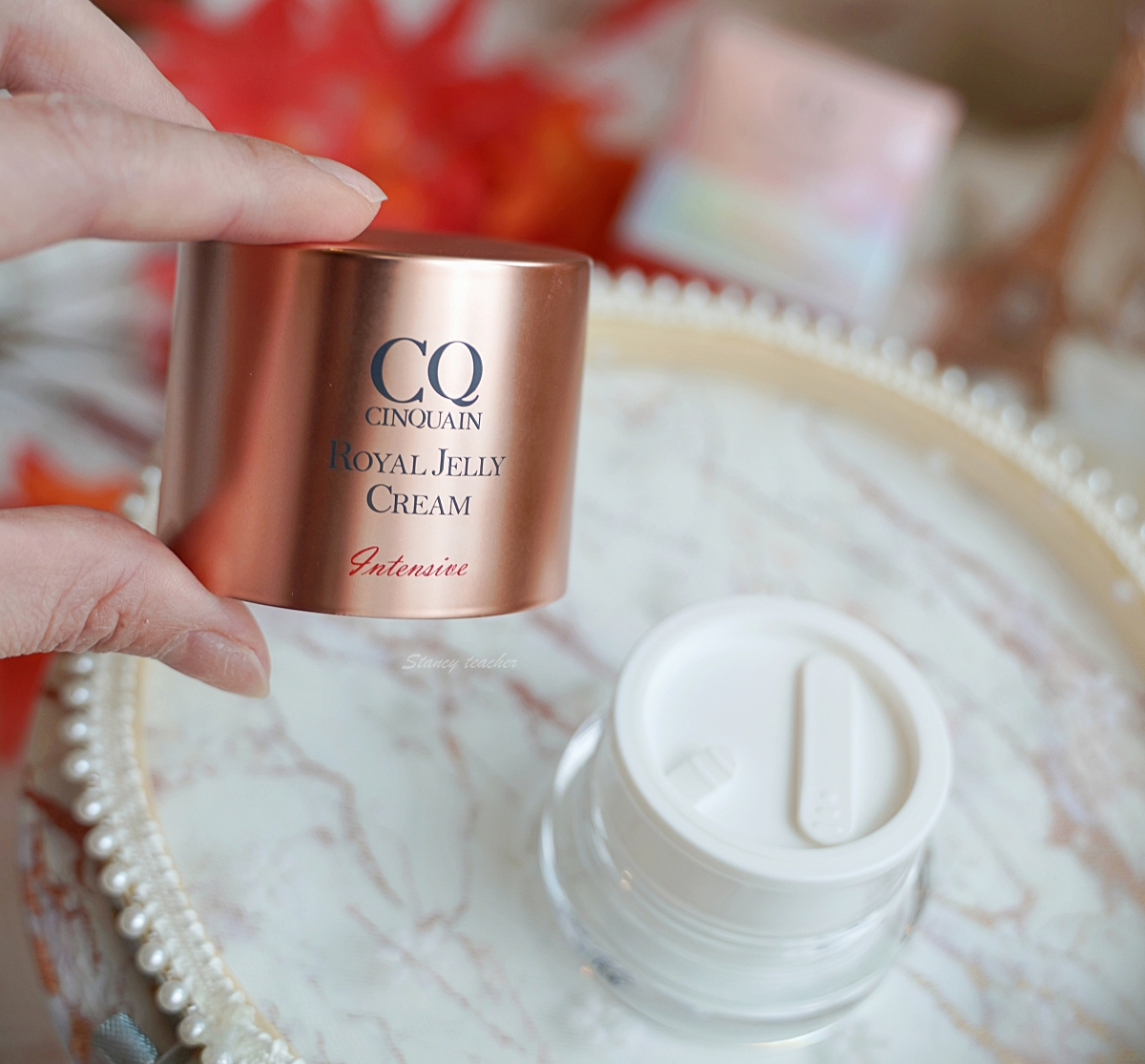 CQ 極奢蜂王乳賦活霜｜蜂王乳乳霜推薦｜抗痕小蜜罐時間抗痕讓你不留痕肌