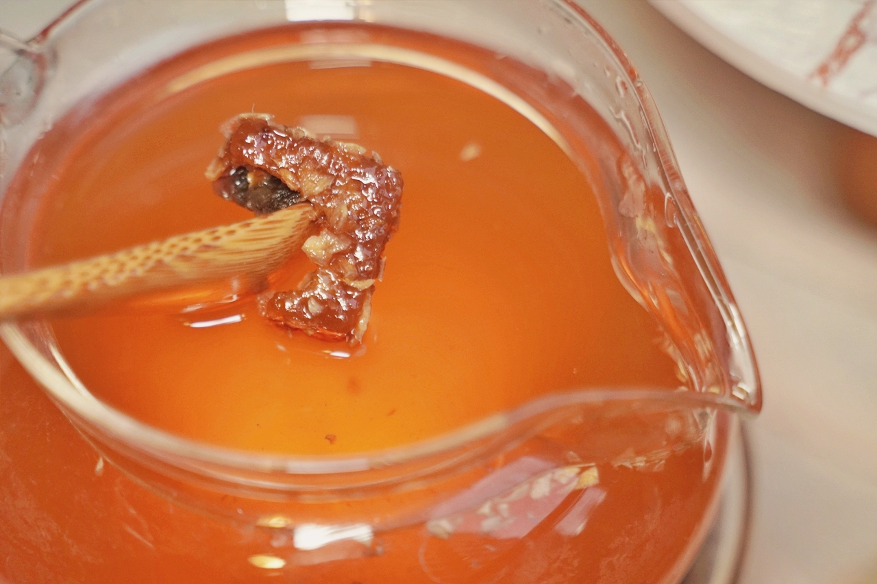 蜜思朵養生黑糖飲｜減糖黑糖磚推薦、桂圓紅棗薑母茶生理期暖心必備（口味、喝法）