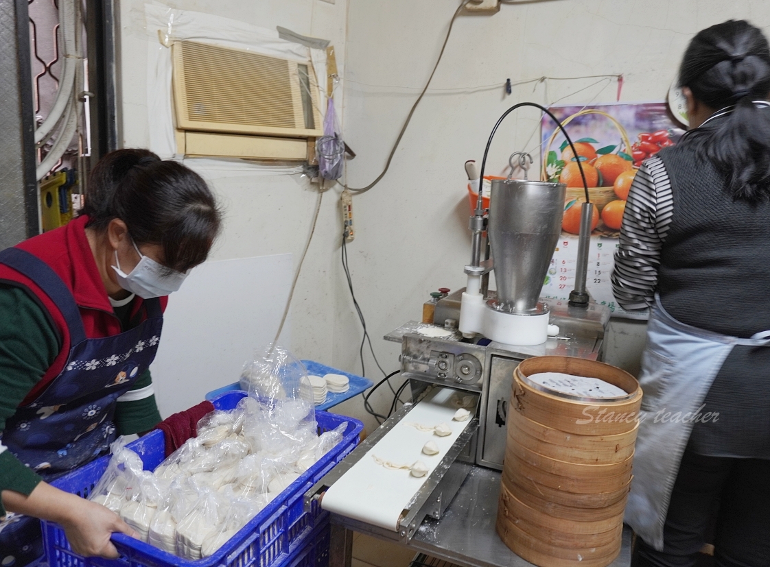 淡水美食｜真大蒸餃｜真理大學創始蒸餃，學生時期的好味道一直都在（菜單、價格）
