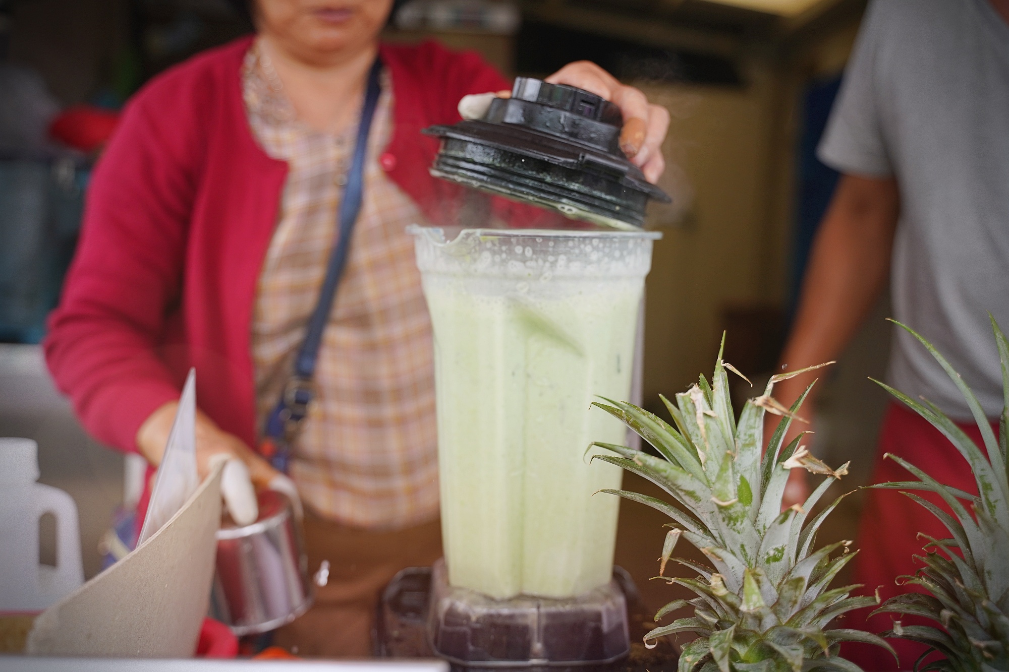 澎湖美食｜二崁聚落二崁一號陳家仙人掌果汁｜冰花果汁季節限定香純好喝又消暑