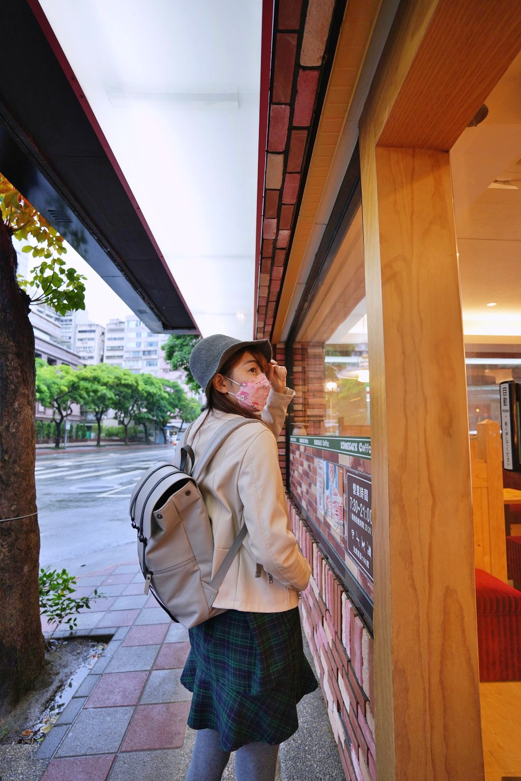 客美多咖啡 komeda‘s coffee  東興店｜來自名古屋的日式咖啡廳｜期間限定甜點焦糖瑪奇朵冰與火