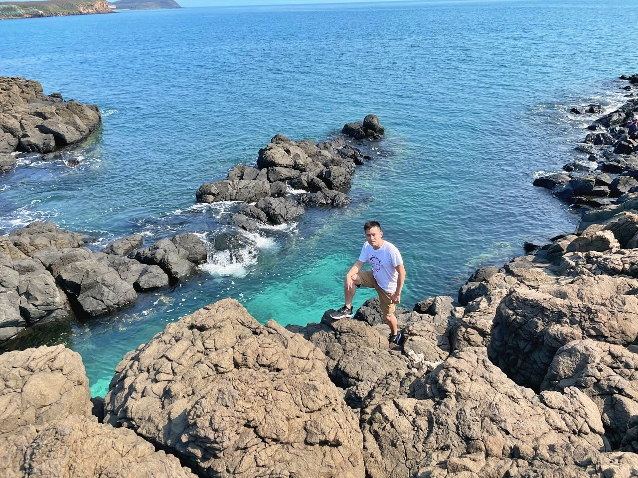 澎湖免費景點｜搭上絕美幽浮去風櫃洞聽濤看海景，180度無死角藍天白雲盡收眼底