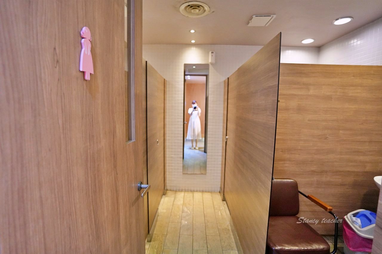 「象園咖啡內湖店」台北市唯一面碧湖景觀家庭餐廳生日月贈可愛緞帶小象鬆餅（新菜單）