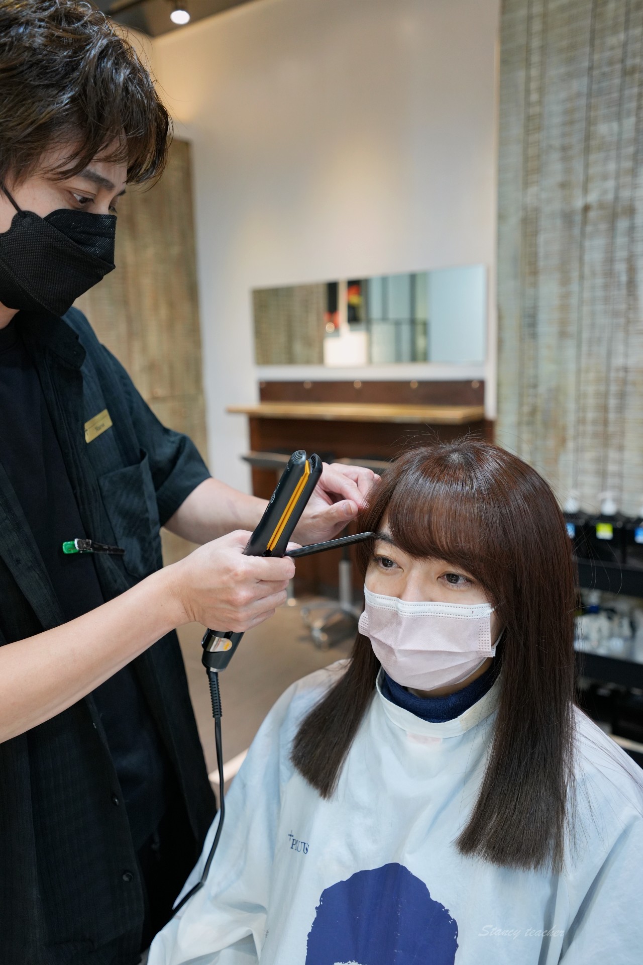 PLUUS中山三越前店，中山捷運站染髮、護髮、燙髮推薦，新晶鑽護髮深層還原秀髮美好本質
