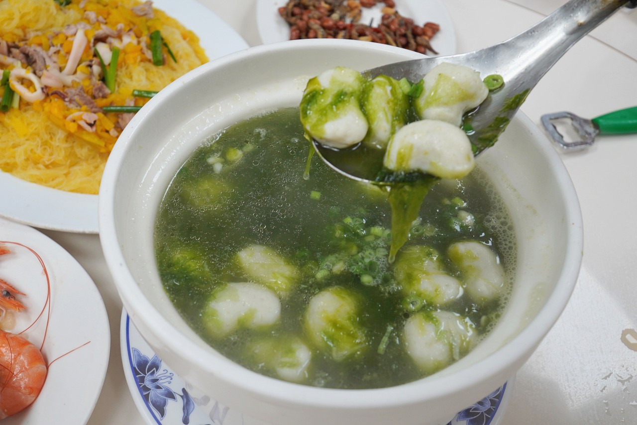 【澎湖美食】來福海鮮餐廳：澎湖海鮮餐廳合菜 在地30年老店 私房干貝醬、小魚花生買的都是內行人