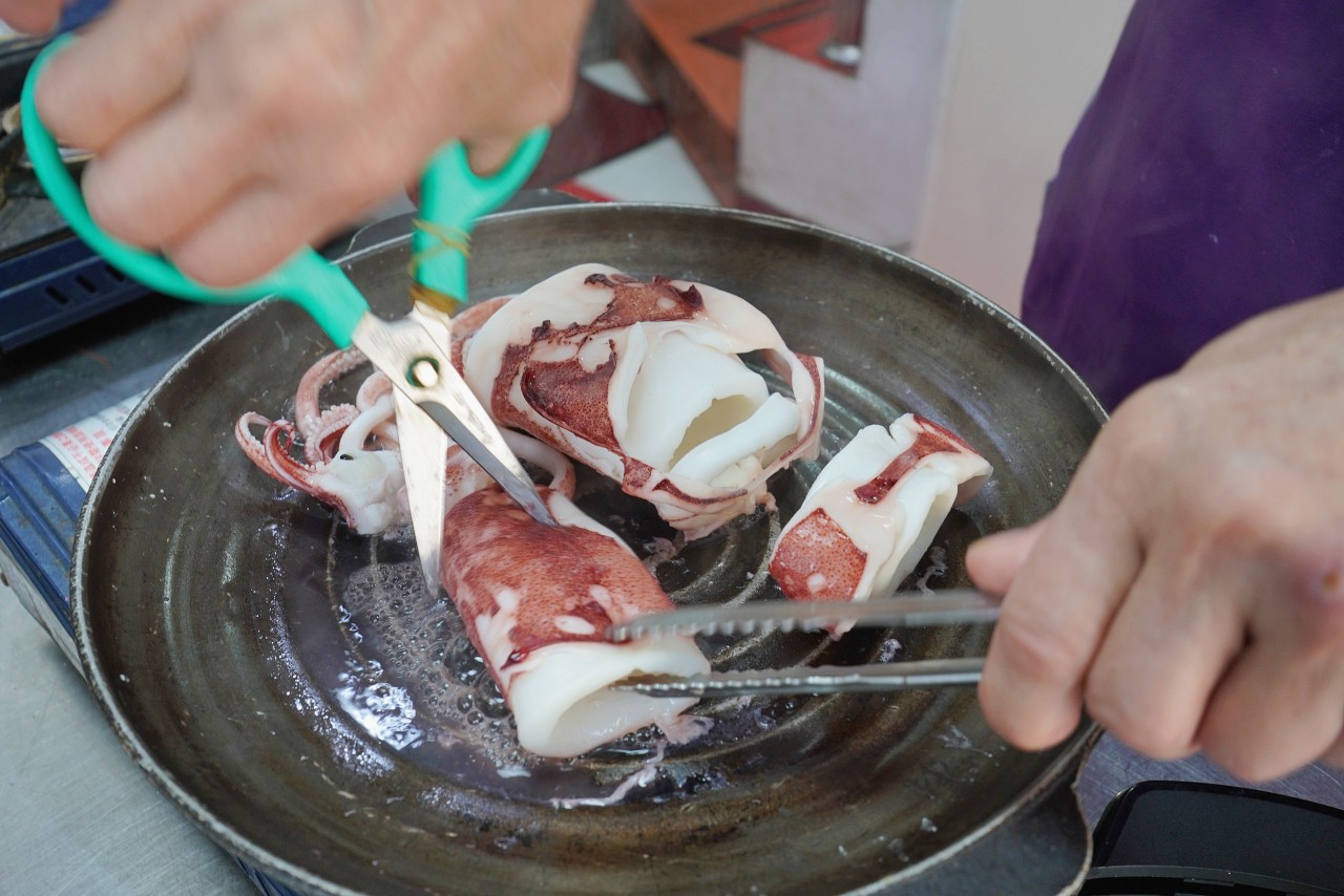 【澎湖美食】來福海鮮餐廳：澎湖海鮮餐廳合菜 在地30年老店 私房干貝醬、小魚花生買的都是內行人