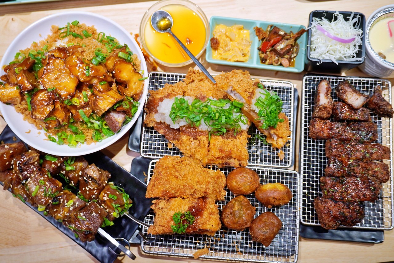 三筋豬排 高雄左營浮誇肉量豬排店,「莓好大三元」草莓季限定夢幻甜點套餐慶生很可以 三筋豬排 高雄左營浮誇肉量豬排店,「莓好大三元」草莓季限定夢幻甜點套餐慶生很可以