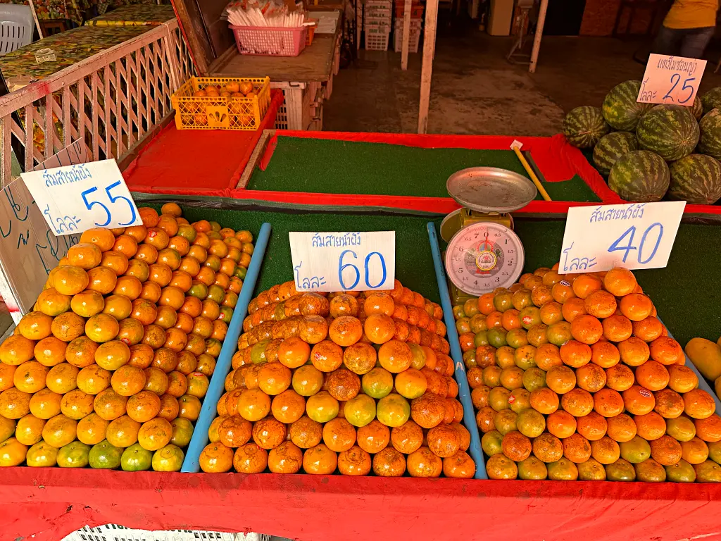 清邁水果市場 清邁水果一條街Muang Mai Market,24小時不打烊一起來當水果大富翁 清邁水果市場 清邁水果一條街Muang Mai Market,24小時不打烊一起來當水果大富翁