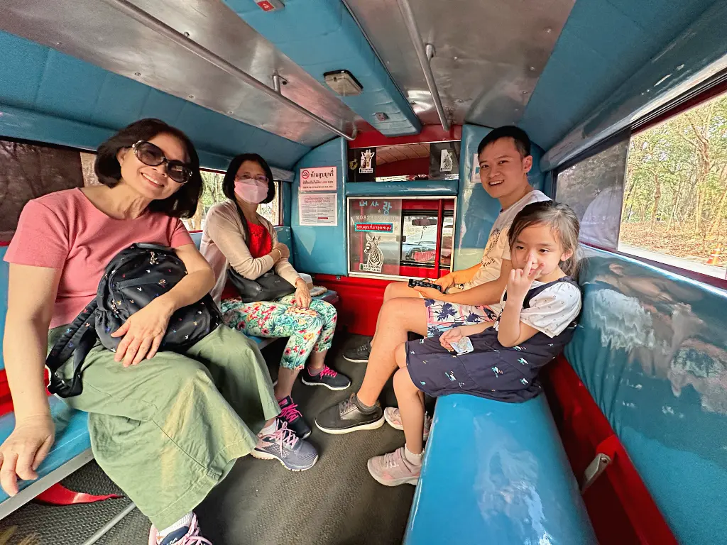 清邁景點「清邁夜間動物園」Chiang Mai Night Safari,下午入園就可以玩到晚上最佳行程攻略看這篇 清邁景點「清邁夜間動物園」Chiang Mai Night Safari,下午入園就可以玩到晚上最佳行程攻略看這篇