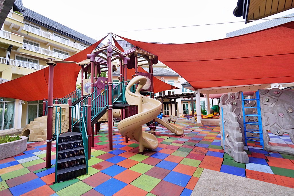 「普吉島樂古浪悅椿度假村」Angsana Laguna Phuket 私人海灘漂漂河Kids Club陪玩姊姊放風小孩超輕鬆