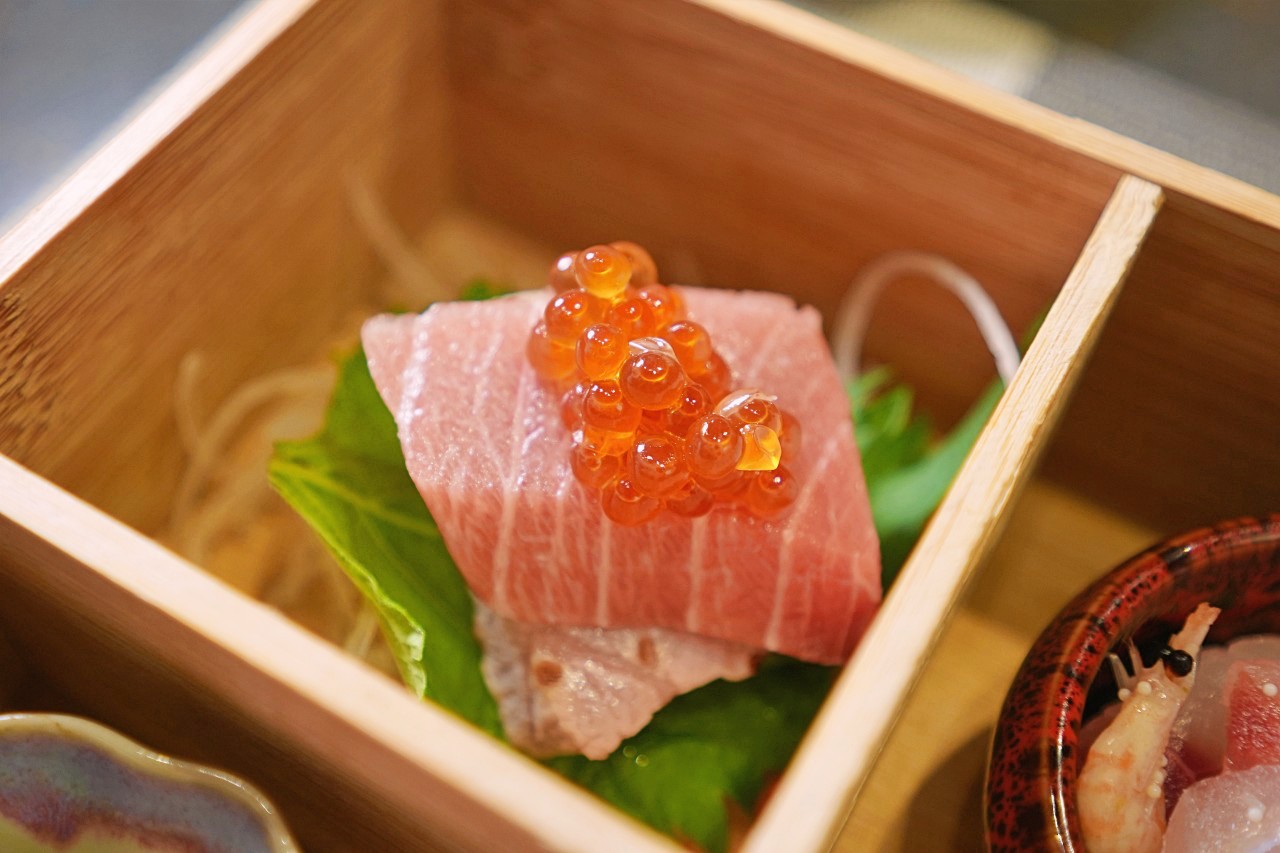 賞鮨手作料理「基隆無菜單料理」店採預約制新鮮創意日料 提前預訂送熟客隱藏版餐點