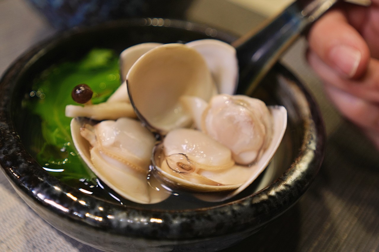 賞鮨手作料理「基隆無菜單料理」店採預約制新鮮創意日料 提前預訂送熟客隱藏版餐點