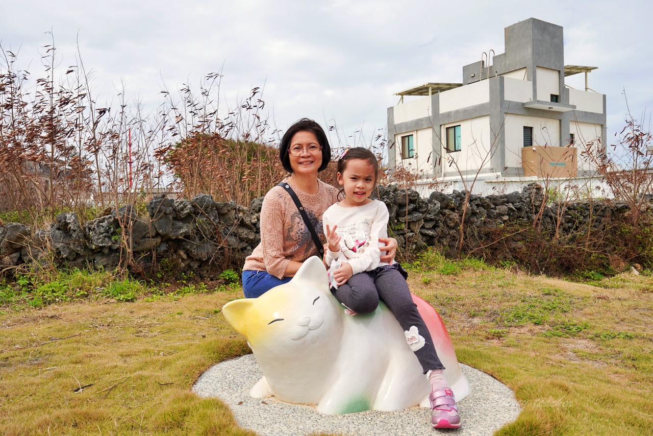 澎湖景點｜湖西鄉南寮古厝南寮浮球秘，色彩繽紛IG打卡景超可愛的雞母狗菜園兒時回憶湧上心頭