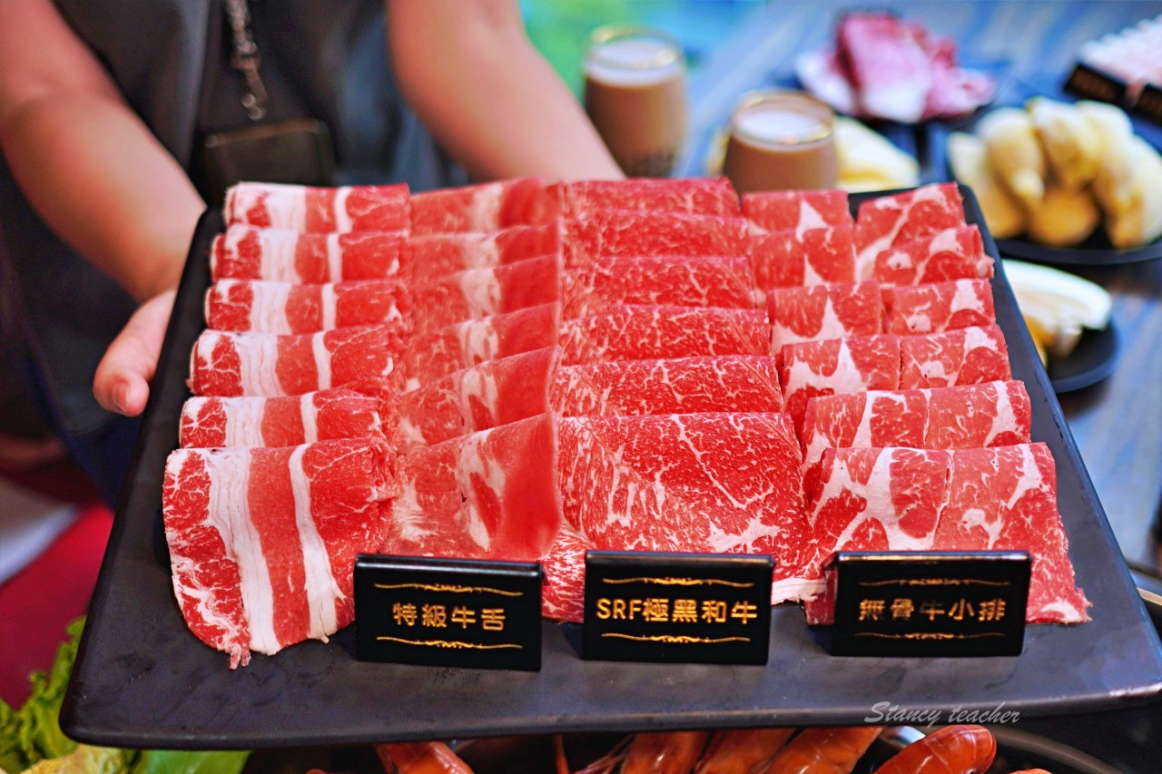 信義區美食｜辛巴適麻辣鍋 台北麻辣鍋吃到飽，燒酒蝦泰國蝦吃到飽，全台首創金色三麥蜂蜜啤酒喝到爽