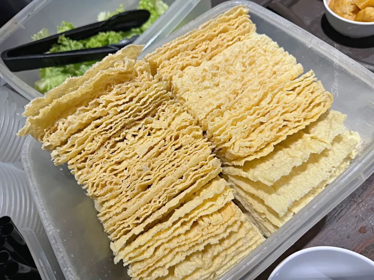新加坡美食必吃｜Vivo city怡豐城大食代美食街豐香肉骨茶在新加坡也能吃到馬來西亞肉骨茶