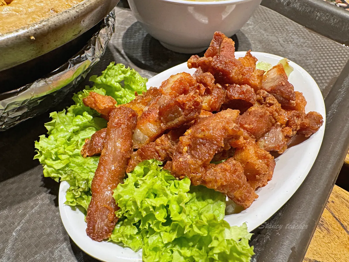 新加坡美食必吃｜Vivo city怡豐城大食代美食街豐香肉骨茶在新加坡也能吃到馬來西亞肉骨茶