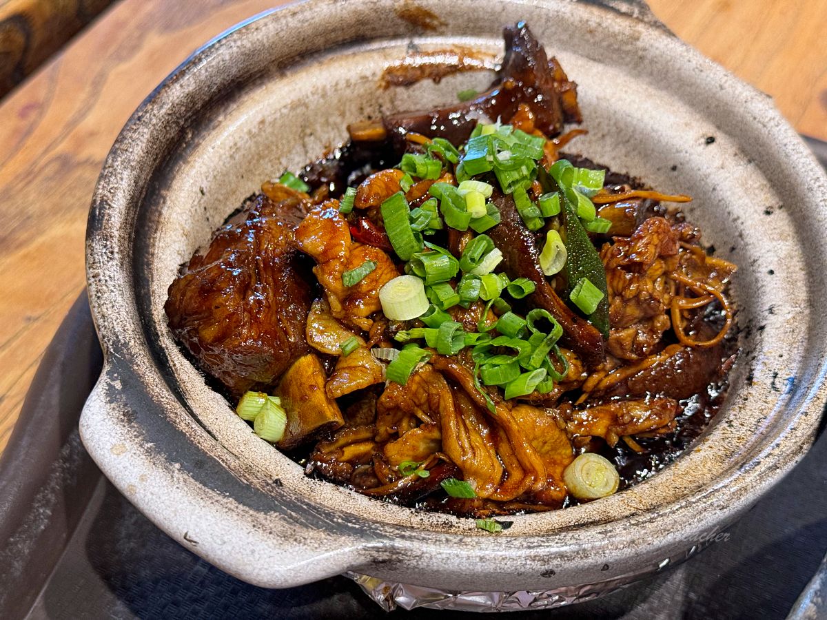 新加坡美食必吃｜Vivo city怡豐城大食代美食街豐香肉骨茶在新加坡也能吃到馬來西亞肉骨茶