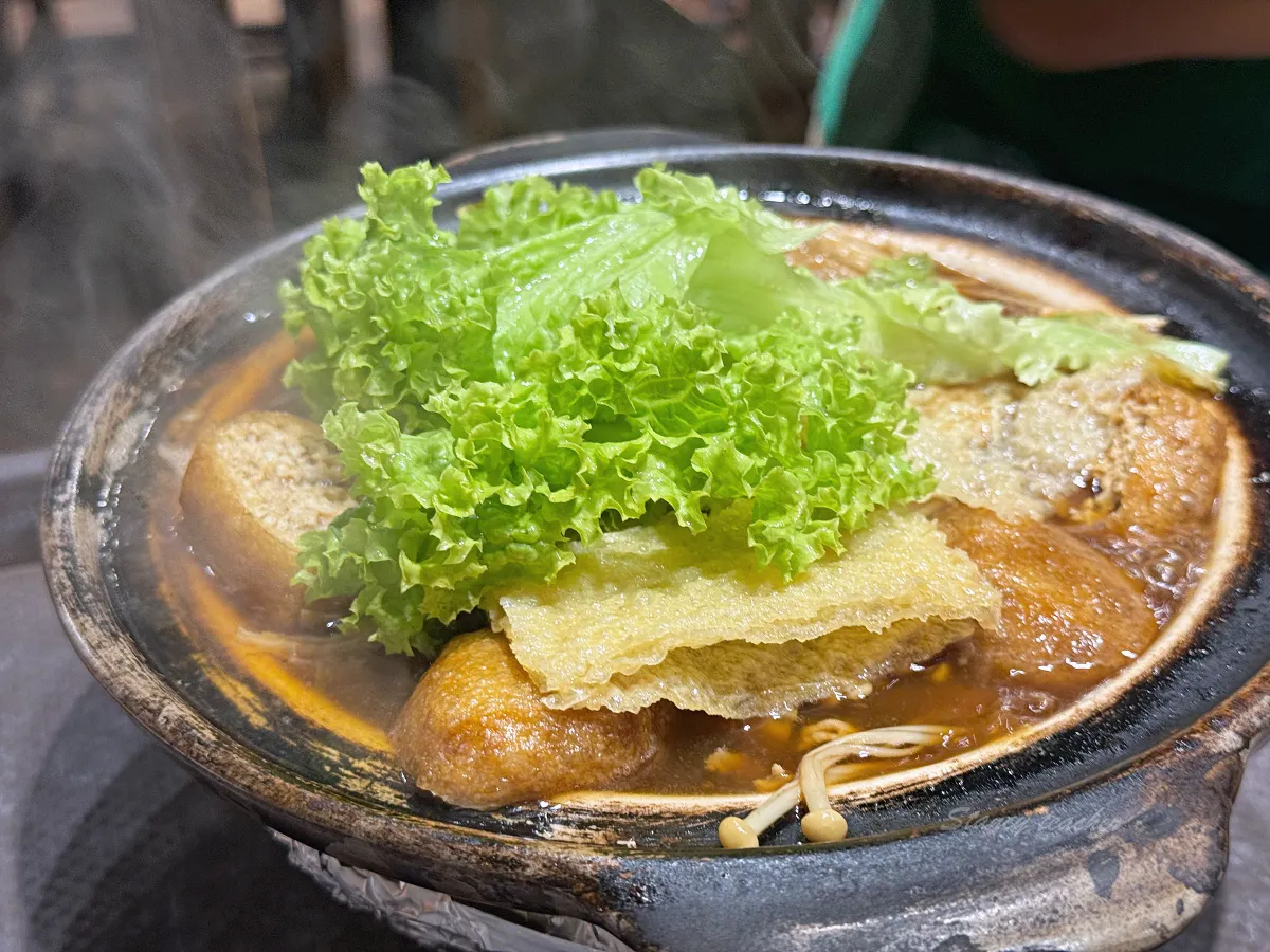 新加坡美食必吃｜Vivo city怡豐城大食代美食街豐香肉骨茶在新加坡也能吃到馬來西亞肉骨茶