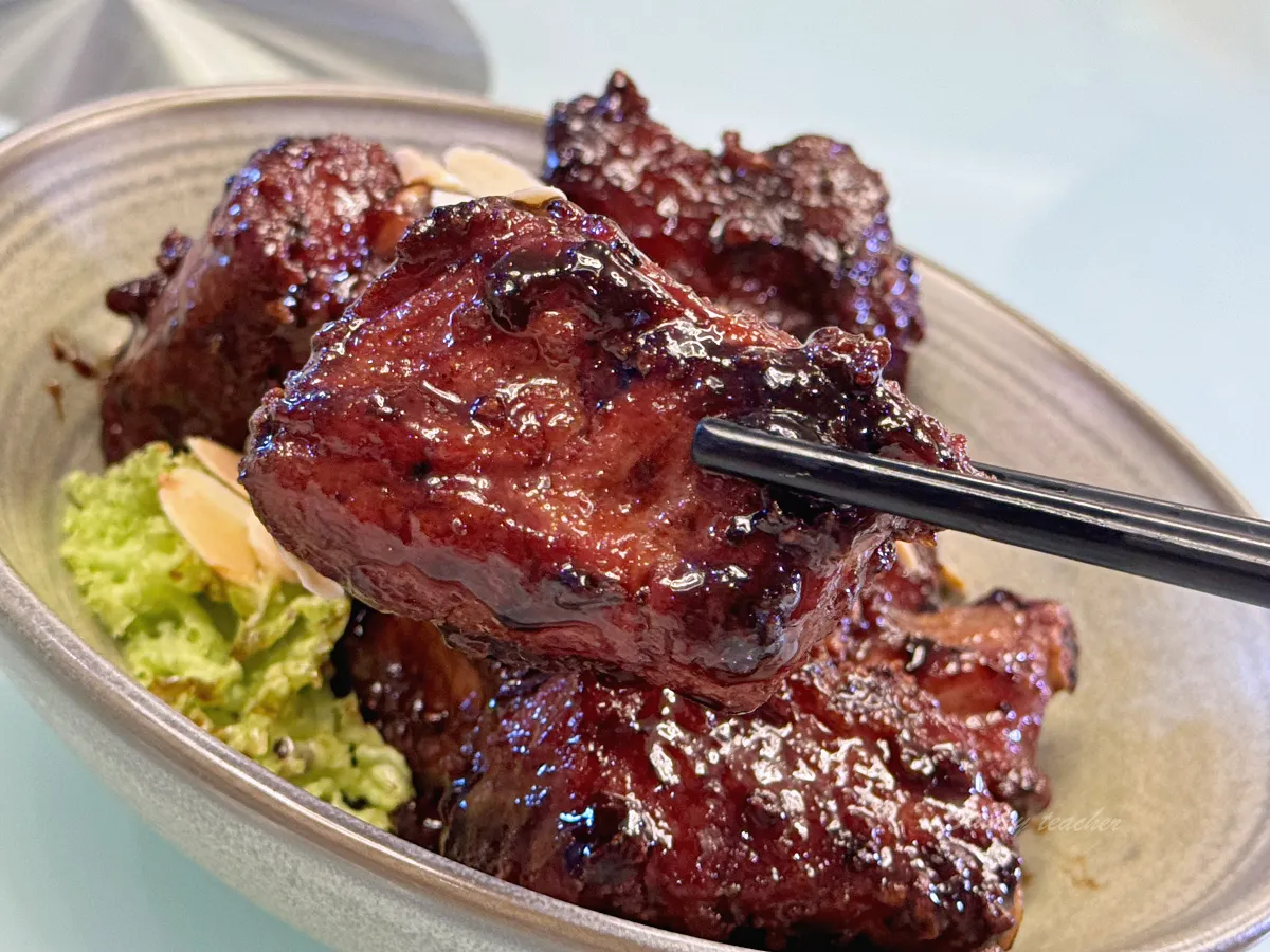 新加坡樟宜機場美食「珍寶海鮮」JUMBO Seafood下飛機馬上來吃辣椒螃蟹（菜單）