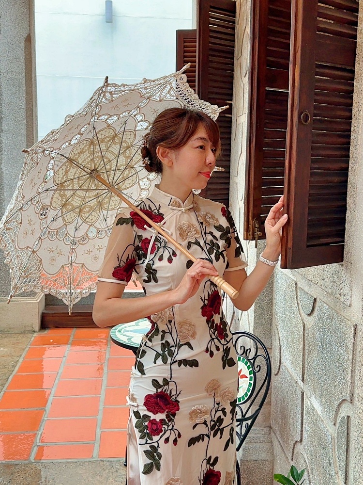 「金門旗袍體驗推薦」甄young旗袍出租24小時超值價女生最愛金門雨天備案景點