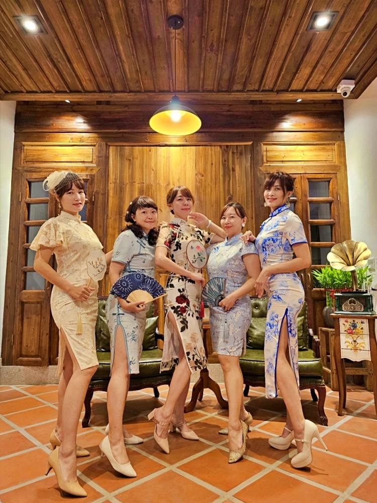 「金門旗袍體驗推薦」甄young旗袍出租24小時超值價女生最愛金門雨天備案景點