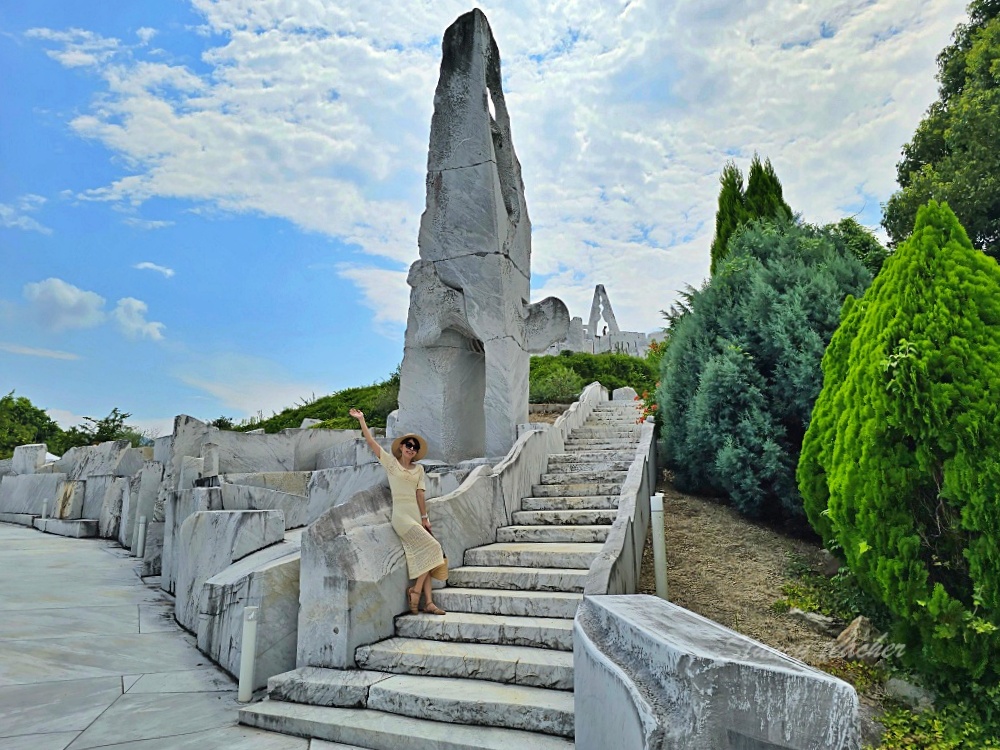 【廣島旅遊】廣島自由行景點「耕三寺-未來心之丘」戀戀希臘風走進白色大理石的夢幻國度太不可思議啦！