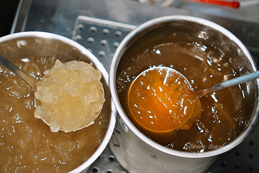 桃園林口手搖「參杯 文興店」林口長庚飲料啦啦隊女神最愛，粉嫩火龍果赤丸珍珠鮮乳必點