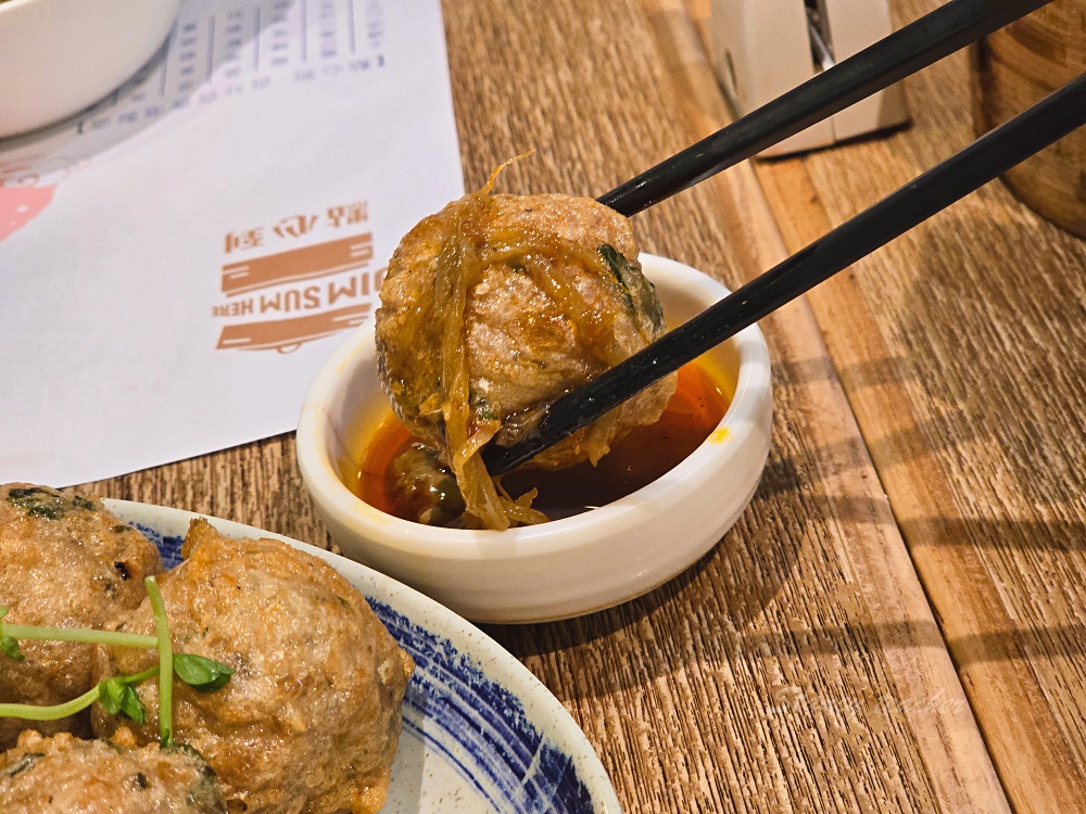 點心到 (廟街) 店 香港必吃港點 性價比高小紅書網友激推超大顆蝦餃燒賣、超鮮蜆蚧綾魚球 點心到 (廟街) 店 香港必吃港點 性價比高小紅書網友激推超大顆蝦餃燒賣、超鮮蜆蚧綾魚球