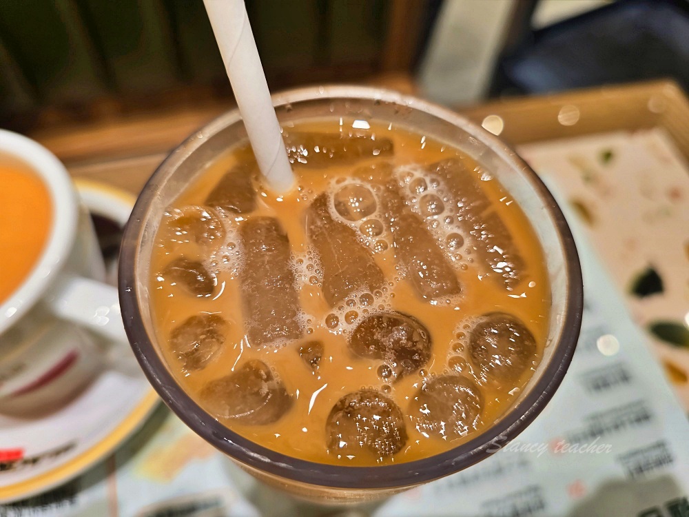 「華嫂冰室」香港美食,尖沙咀必吃茶餐廳大咖明星最愛拖行李也要來吃 「華嫂冰室」香港美食,尖沙咀必吃茶餐廳大咖明星最愛拖行李也要來吃