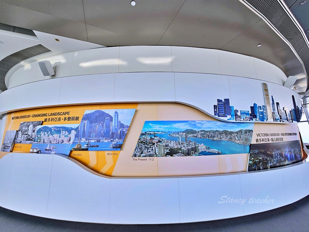 香港最高觀景台「香港Sky100」一覽維多利亞港百萬夜景Café 100雲朵下午茶太夢幻 香港最高觀景台「香港Sky100」一覽維多利亞港百萬夜景Café 100雲朵下午茶太夢幻