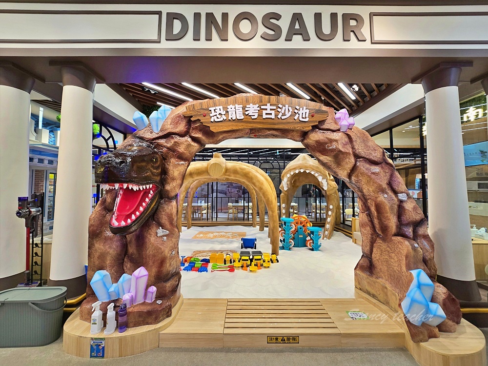 「樂米樂園新店北美館」新店裕隆城新開幕超夢幻百萬球池450坪室小孩放電好所在