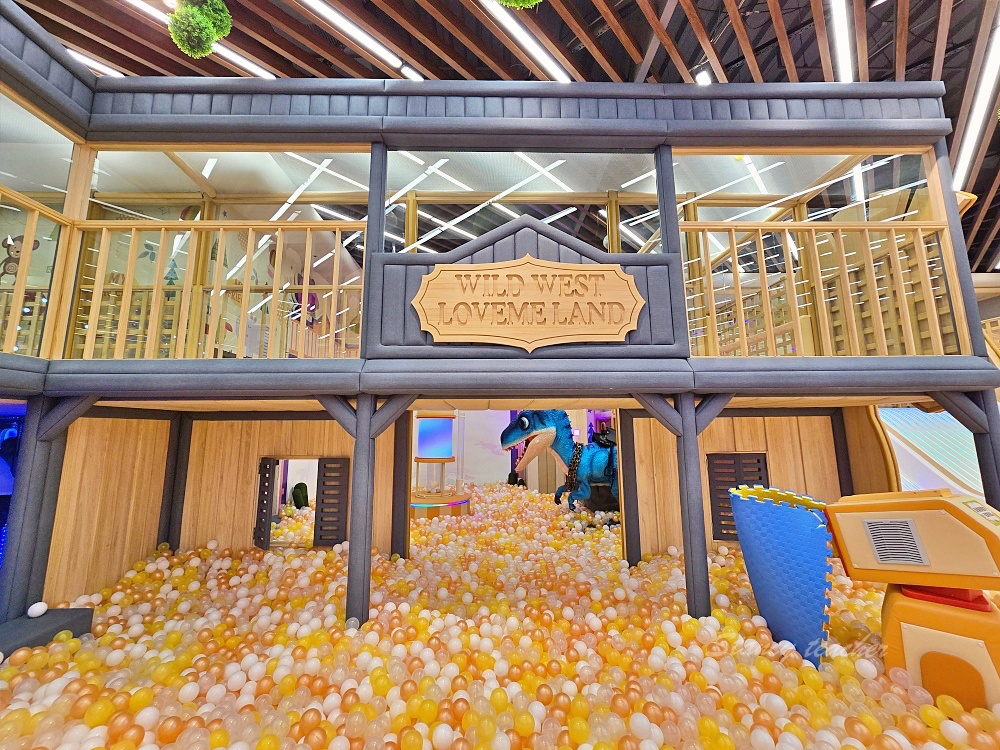 「樂米樂園新店北美館」新店裕隆城新開幕超夢幻百萬球池450坪室小孩放電好所在