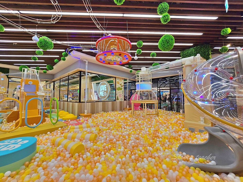 「樂米樂園新店北美館」新店裕隆城新開幕超夢幻百萬球池450坪室小孩放電好所在