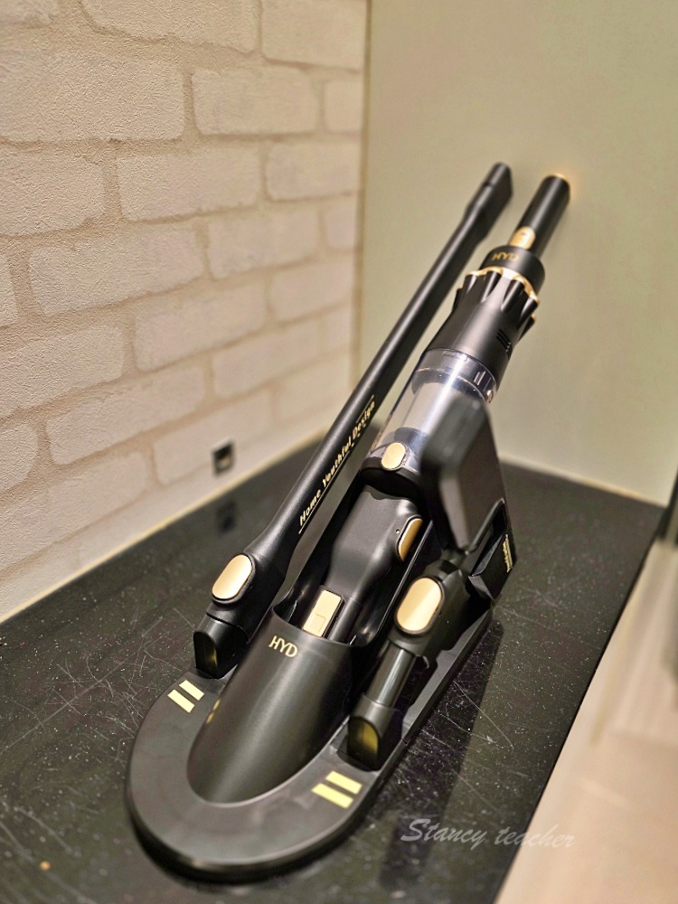 「HYD 吸塵器推薦」超勁力輕量無線手持吸塵器 D-81開箱 「HYD 吸塵器推薦」超勁力輕量無線手持吸塵器 D-81開箱